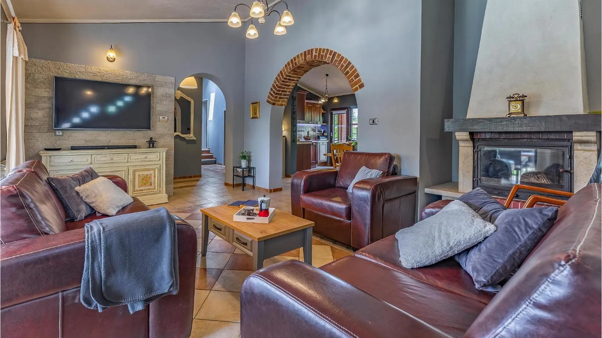 4 Bedroom Gorgeous Home In Medulin