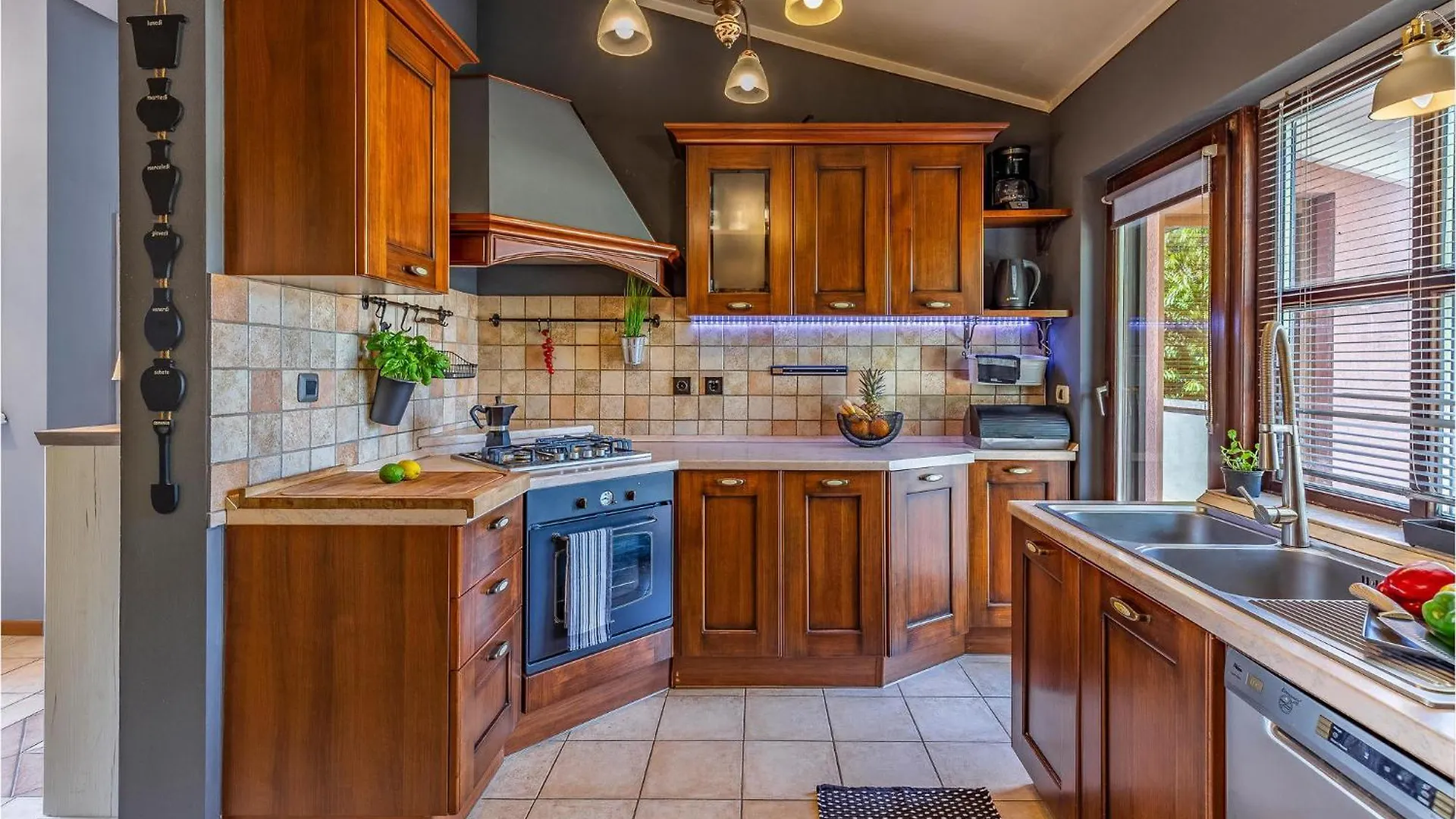 Holiday home 4 Bedroom Gorgeous Home In Medulin
